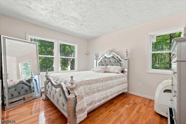 8 Ridge Rd, Independence Twp., NJ 07840