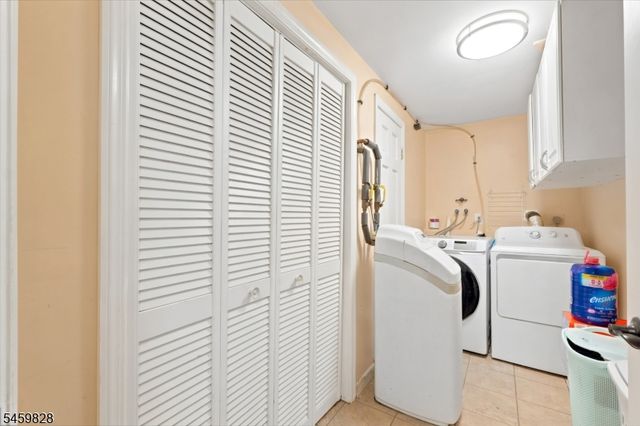 8 Ridge Rd, Independence Twp., NJ 07840