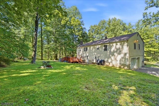 8 Ridge Rd, Independence Twp., NJ 07840