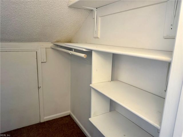 4165 Ohare DR, Virginia Beach, VA 23453