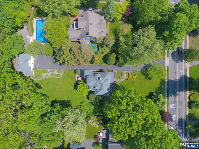 208 Lincoln Avenue, Ridgewood, NJ 07450