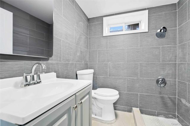 21432 112th Road, Queens Village South, NY 11429