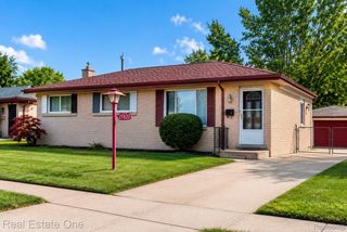 27820 Belanger Street, Roseville, MI 48066