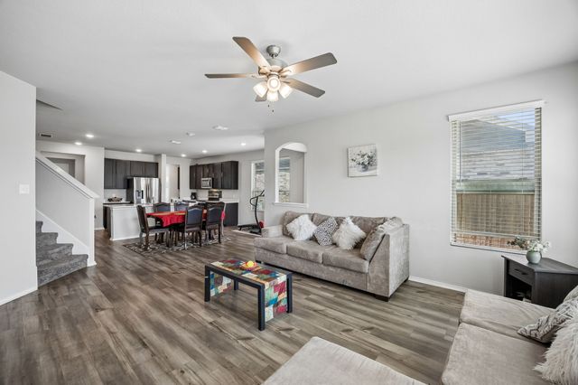 8000 Gangway Drive, Fort Worth, TX 76179