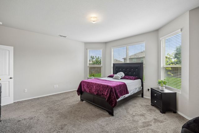 8000 Gangway Drive, Fort Worth, TX 76179