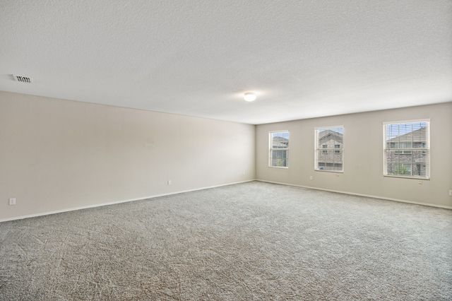 8000 Gangway Drive, Fort Worth, TX 76179