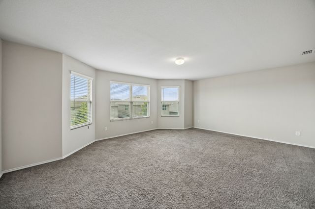 8000 Gangway Drive, Fort Worth, TX 76179