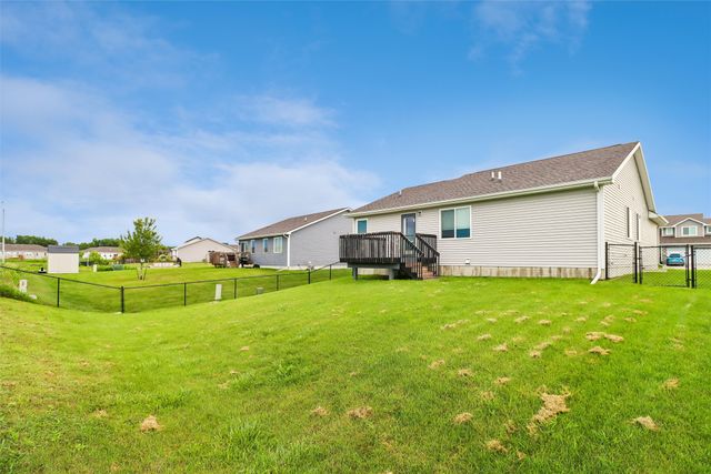 1115 Locust Street, Waukee, IA 50263