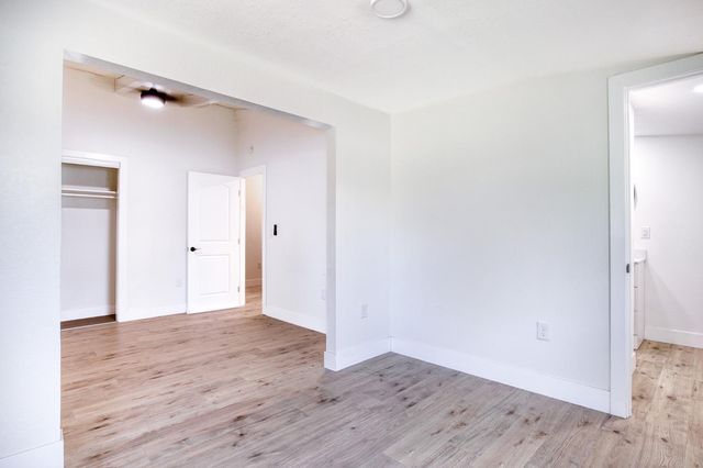 2323 Del Rio Dr, Stockton, CA 95204