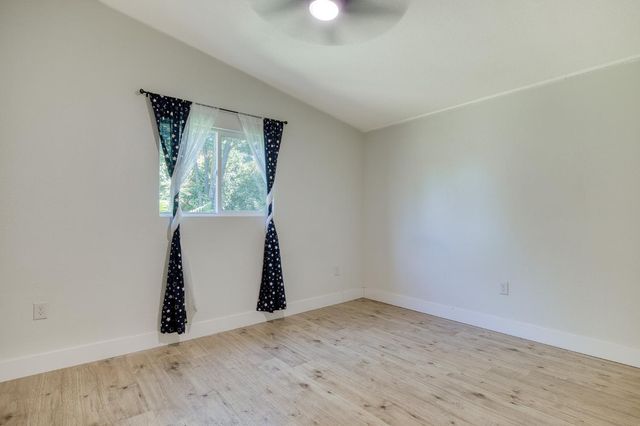 2323 Del Rio Dr, Stockton, CA 95204
