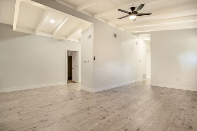 2323 Del Rio Dr, Stockton, CA 95204