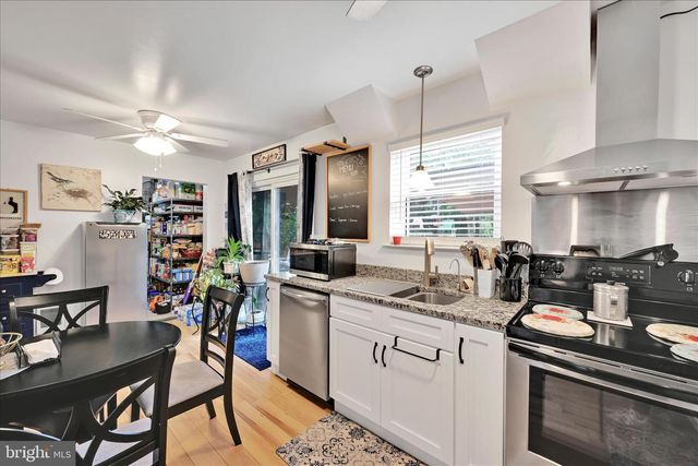 1539 MANOR BLVD, Lancaster, PA 17603
