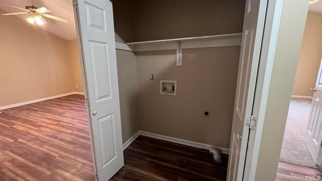 212 Walnut Creek Drive, Clayton, NC 27520