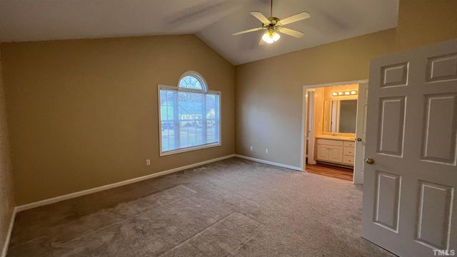 212 Walnut Creek Drive, Clayton, NC 27520