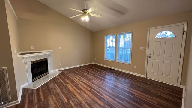 212 Walnut Creek Drive, Clayton, NC 27520