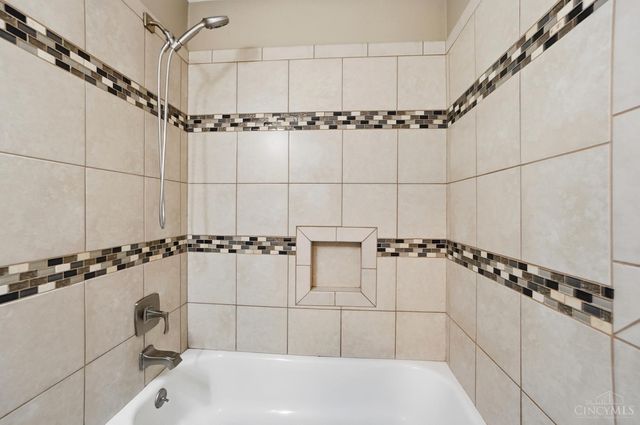 12091 Hitchcock Drive, Forest Park, OH 45240