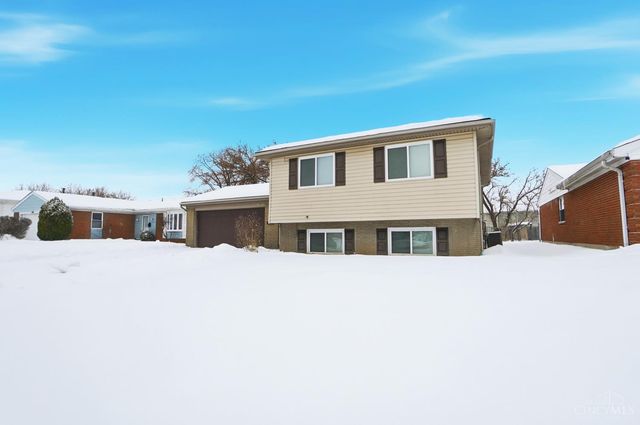 12091 Hitchcock Drive, Forest Park, OH 45240