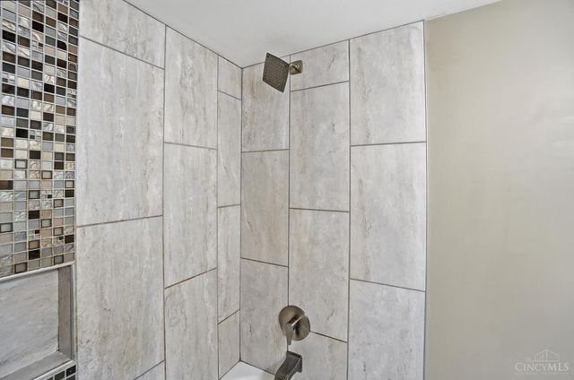 12091 Hitchcock Drive, Forest Park, OH 45240