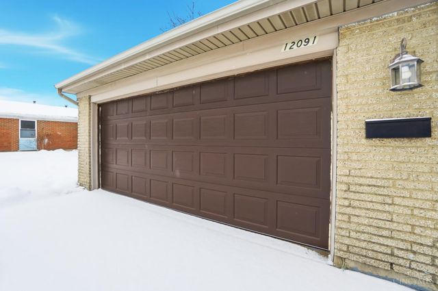 12091 Hitchcock Drive, Forest Park, OH 45240