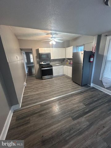 296 HOMECREST AVE, Trenton, NJ 08638