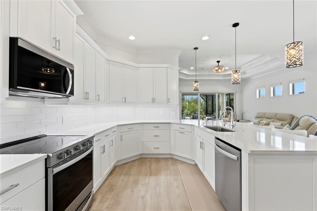 8849 Yucatan CT, NAPLES, FL 34112 — photo 4