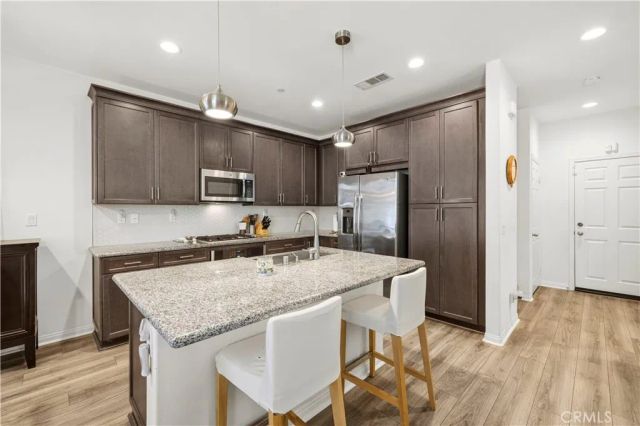 14609 W Del Playa, Panorama City, CA 91402