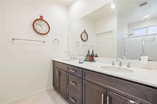 14609 W Del Playa, Panorama City, CA 91402