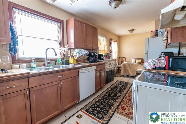 2127 West Main Street, Stroud Twp, PA 18360