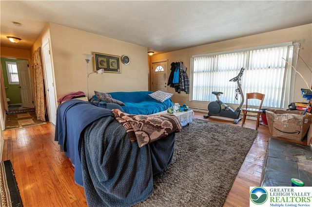 2127 West Main Street, Stroud Twp, PA 18360