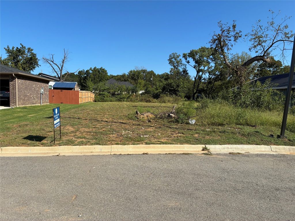 2373 Miller Street, Denison, TX 75020