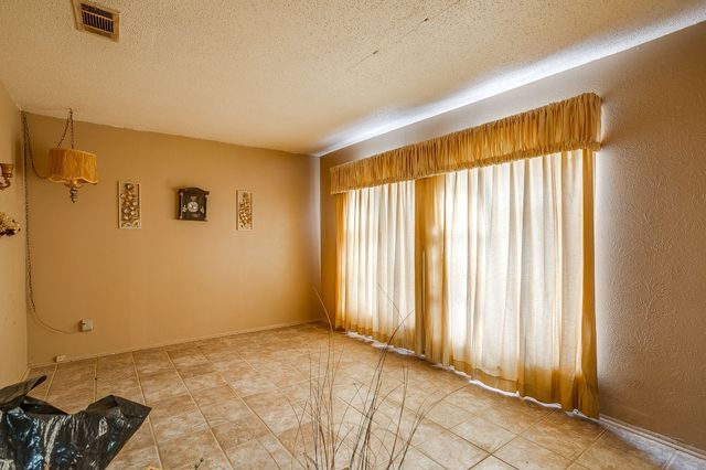 3900 Raphael Street, Fort Worth, TX 76119