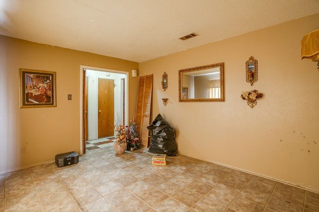 3900 Raphael Street, Fort Worth, TX 76119