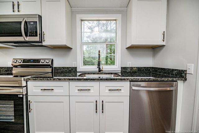 9371 NC 27 W, Lillington, NC 27546