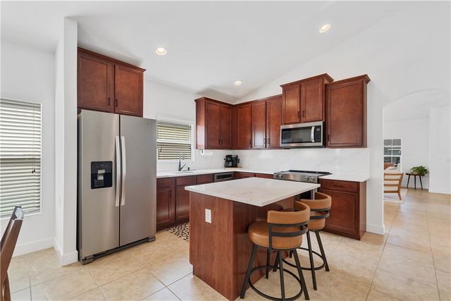 8058 Westfield Circle, Vero Beach, FL 32966