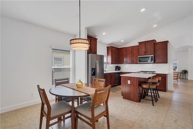 8058 Westfield Circle, Vero Beach, FL 32966