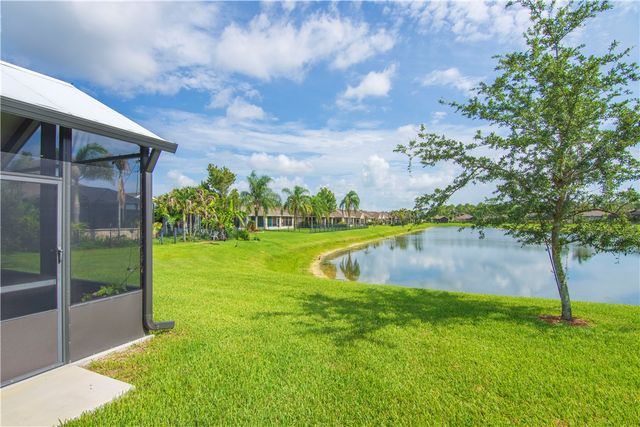 8058 Westfield Circle, Vero Beach, FL 32966