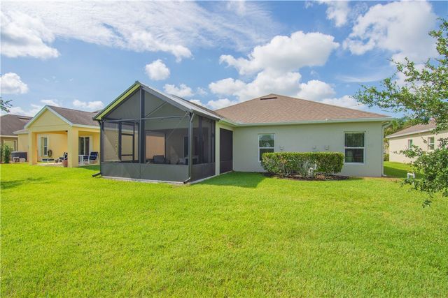 8058 Westfield Circle, Vero Beach, FL 32966