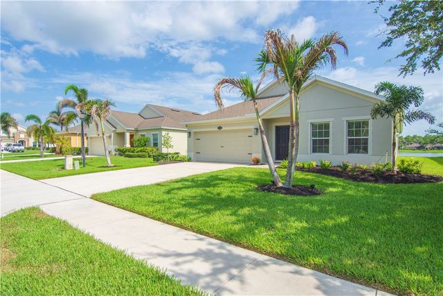 8058 Westfield Circle, Vero Beach, FL 32966