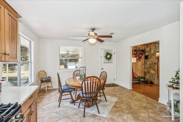 9481 Bridlewood Rd, Pensacola, FL 32526