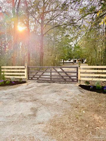 9481 Bridlewood Rd, Pensacola, FL 32526