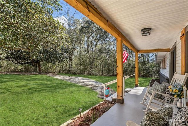 9481 Bridlewood Rd, Pensacola, FL 32526