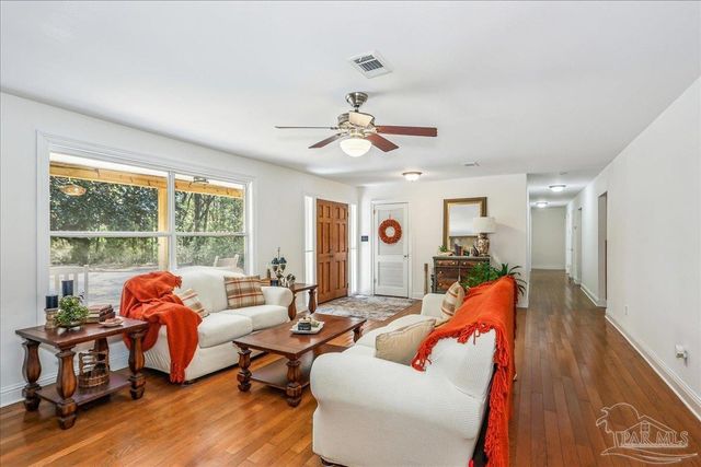 9481 Bridlewood Rd, Pensacola, FL 32526