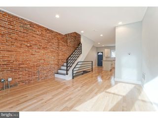 2211 TITAN ST, Philadelphia, PA 19146