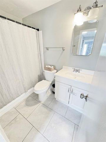 8854 85TH STREET, Seminole, FL 33777