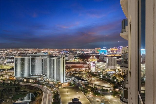 322 Karen Avenue 4207, Las Vegas, NV 89109