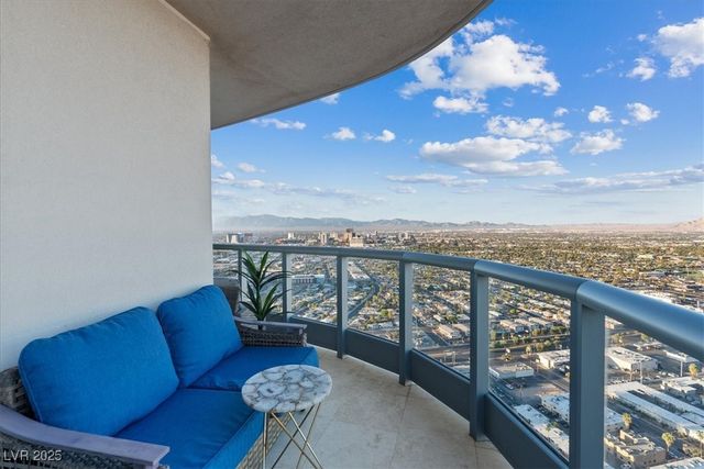 322 Karen Avenue 4207, Las Vegas, NV 89109