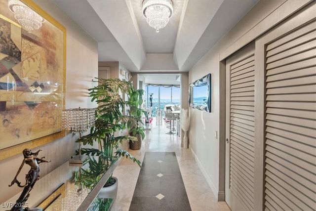 322 Karen Avenue 4207, Las Vegas, NV 89109