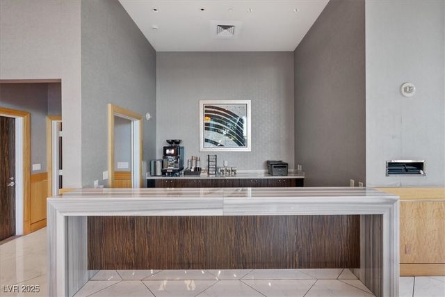 322 Karen Avenue 4207, Las Vegas, NV 89109