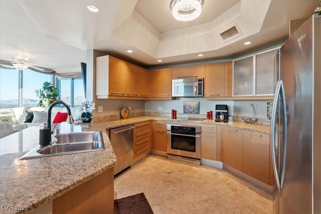 322 Karen Avenue 4207, Las Vegas, NV 89109