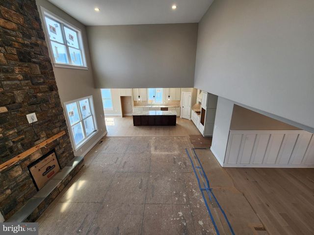 406 WILLOW OAK DR, Lewisberry, PA 17339